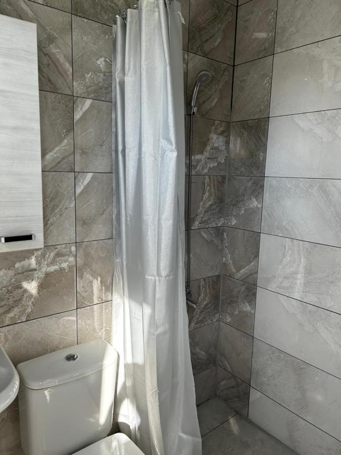 Na Shapsug Guest House Gagra Eksteriør billede